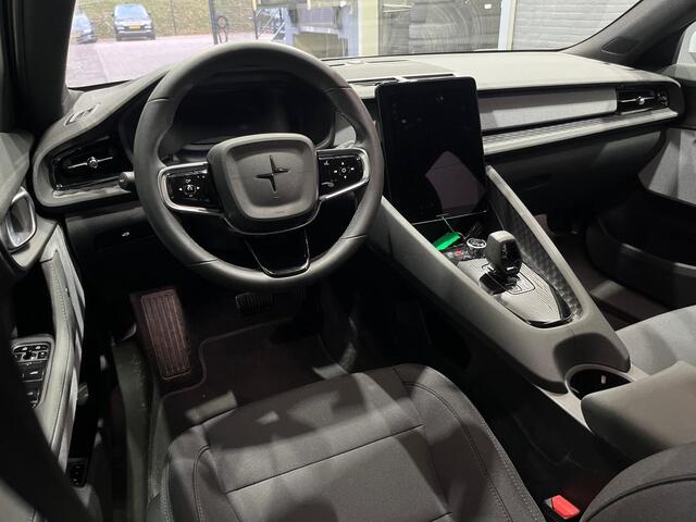 Polestar 2 Long Range Single Motor 82 kWh | 360 Camera | Stoelverwarming | BLIS | Keyless | 19 Inch