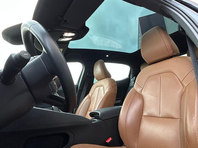 Polestar 2 Long Range 78kWh SOH 92% Leder Panoramadak Adap.Cruise Trekhaak Harman/Kardon®-Audio Memory Apple Carplay Android Auto Navi Ecc Stoel+Stuur+Achterbankverwarming Pdc Elek.Achterklep Lane Assist BLIS Road Sign Info 1e Eigenaar Origineel Nederlandse Auto