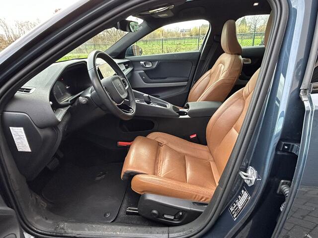 Polestar 2 Long Range 78kWh SOH 92% Leder Panoramadak Adap.Cruise Trekhaak Harman/Kardon®-Audio Memory Apple Carplay Android Auto Navi Ecc Stoel+Stuur+Achterbankverwarming Pdc Elek.Achterklep Lane Assist BLIS Road Sign Info 1e Eigenaar Origineel Nederlandse Auto