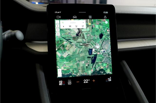 Polestar 2 Long Range Dual Motor Performance Plus 82 kWh WARMTEPOMP + PIXEL LED + PANORAMADAK + HARMAN/KARDON + PILOT ASSIST + NAPPALEDER + STOELVERWARMING&-VENTILATIE + 360 CAMERA + ADAPT.CRUISE + NAVI GOOGLE LIVE + BREMBO REMMEN + STUURVERWARMING + 20" LM-VELGEN!