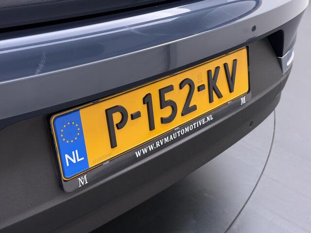 Polestar 2 Long Range Dual Motor 78 kWh VAN: ¤31.900,- VOOR: ¤29.440,- UW EINDEJAARSVOORDEEL: ¤2.460,-| ELEK. STOELEN|COMPLETE AUTO| ACHTERBANK VERWARMING| HARMAN KARDON| STUURWIELVERWARMING|