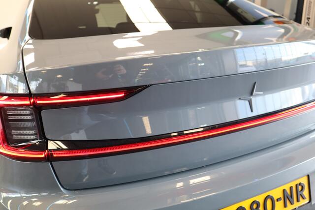 Polestar 2 Long Range Dual Motor 78 kWh Warmtepomp Harman/Kardon PDC ACC Carplay 24 maanden garantie mogelijk (*vraag naar de voorwaarden)