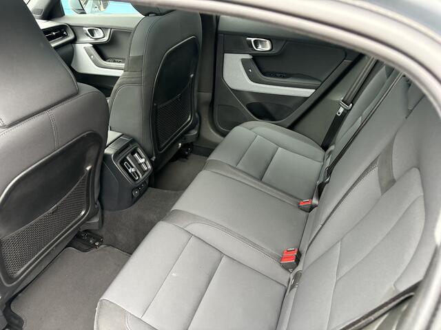 Polestar 2 Long Range Dual Motor Launch Edition 78kWh, panodak