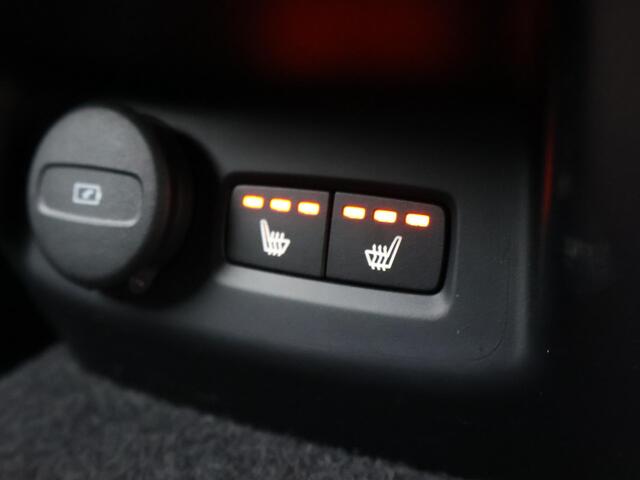 Polestar 2 LONG RANGE DUAL MOTOR 408 PK LAUNCH EDITION 78 KWH + PANORAMA | 360 CAMERA | 19 INCH | PIXEL LED