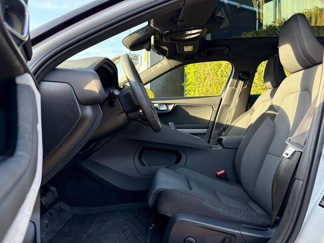 Polestar 2 Long Range Dual Motor Launch Edition 78kWh | Panoramadak | Harman/Kardon | 360 Camera | Stoel & Stuur Verwarming |