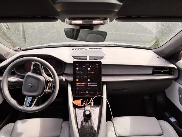 Polestar 2 Long Range Single Motor 78 kWh | Warmtepomp | Panoramadak | Elektrisch Verstelbare Voorstoelen | 360 Graden Camera | Cruise Control Adaptief | BLIS | Keyless Entry | Stoelverwarming voor en achter | Lichtmetalen Velgen 20 inch | Plus Pack | Pilot Pack