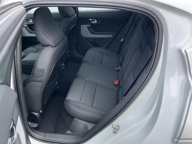 Polestar 2 Long Range Dual Motor Launch Edition 78kWh - SOH 93% | Wegkl. Trekhaak | Stoel/stuur & achterb. verw. | Harman&Kardon