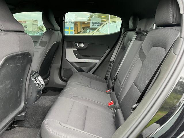 Polestar 2 Long Range Single Motor 78 kWh | Rijklaar incl 12 mnd Bovag | SoH 90% Trekhaak Keyless 360 camera Stoelverwarming