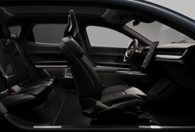 Polestar 3 Long range Dual motor Pilot Plus 111 kWh / Pano. dak / 360 camera / Bowers & Wilkins / Head-up display / Stuur + stoelen verwarmd / elek. stoelen + stuur /