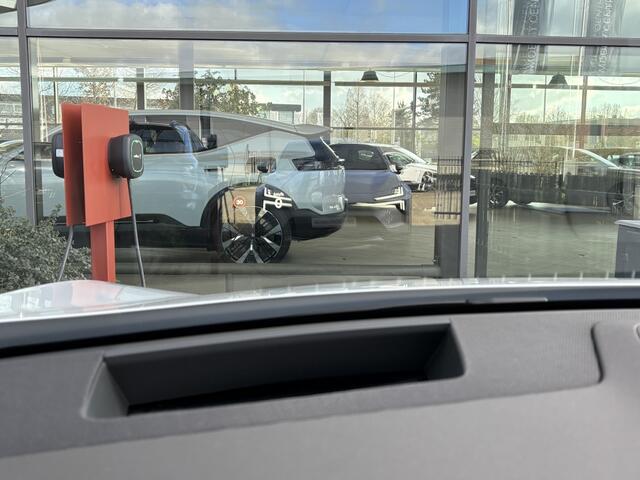 Polestar 4 Long Range Single Motor | Plus & Pilot Pack | Tailored Knit