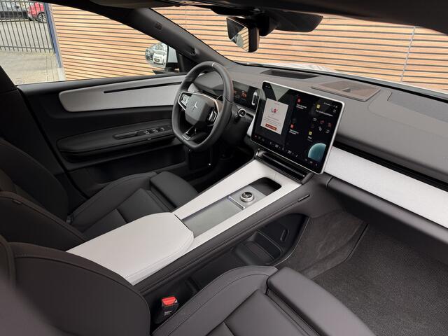 Polestar 4 Long Range Single motor Plus 100 kWh Panoramadak / Navigatie / 360 Camera / Stuurverwarming / Harman/Kardon
