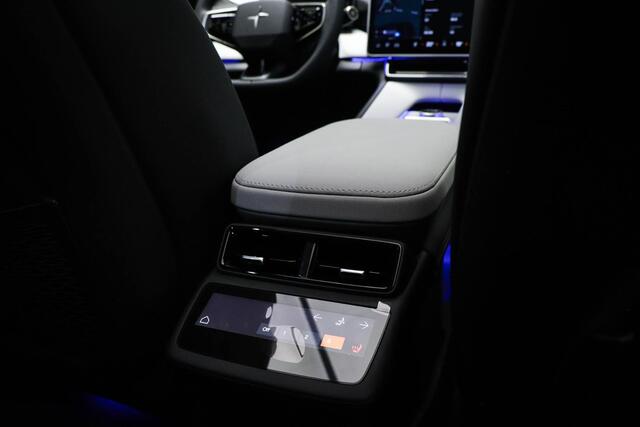 Polestar 4 Long Range Single motor Plus 100 kWh SOH 100% | PILOT PACK | PANORAMADAK | STUURVERWARMING | 360 CAMERA