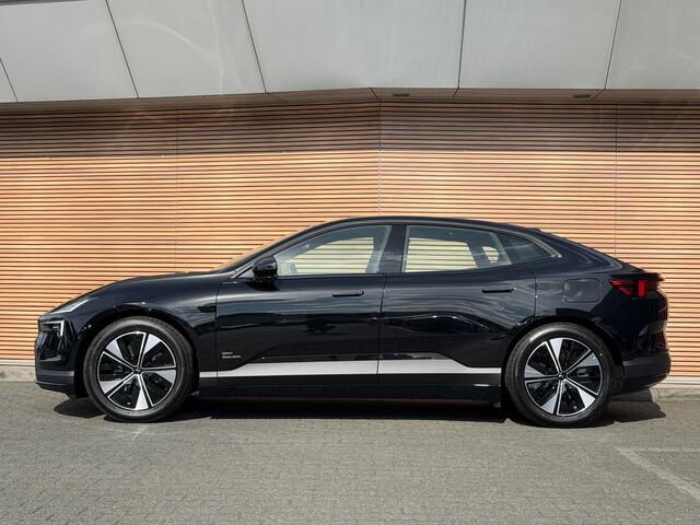 Polestar 4 Long Range Single motor 100 kWh Navigatie / Panoramadak / Snel rijden