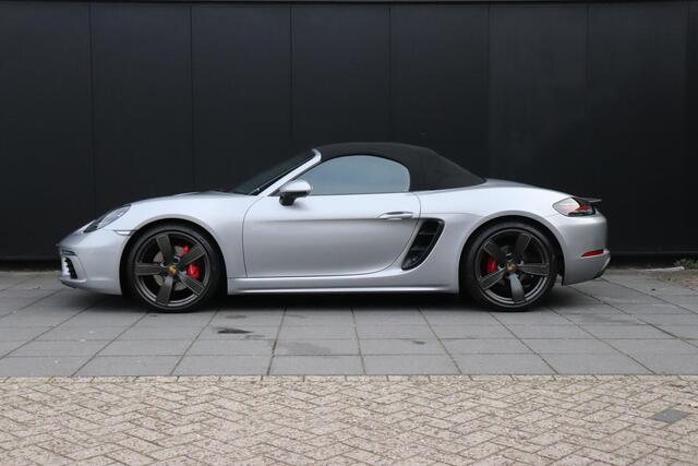 Porsche 718 Boxster S 2.5 300 PK | NL-AUTO | PDK | LEDER | BOSE | CAMERA | SPORTCHRONO | STOEL/STUURVERW. | CRUISE | NAVI |