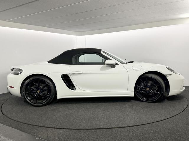 Porsche 718 Boxster 2.0 / Black&White Ed. / Navigatie / Automaat PDK / Leder / 31.000km
