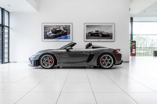 porsche-718-spyder-rs-~munsterhuis-