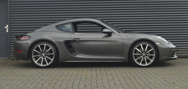 Porsche 718 Cayman 2.0