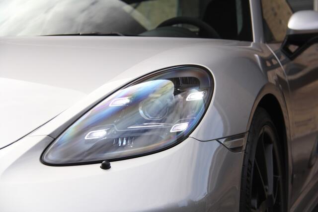 Porsche 718 4.0 GTS / Handgeschakeld / 1e lak / Nieuwstaat / Approved