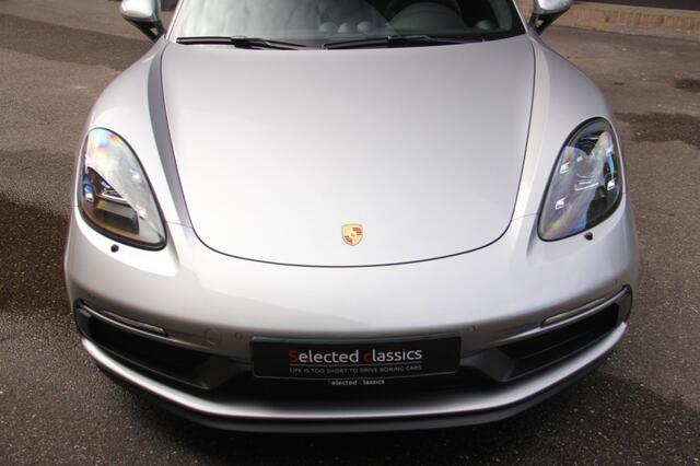 Porsche 718 4.0 GTS / Handgeschakeld / 1e lak / Nieuwstaat / Approved