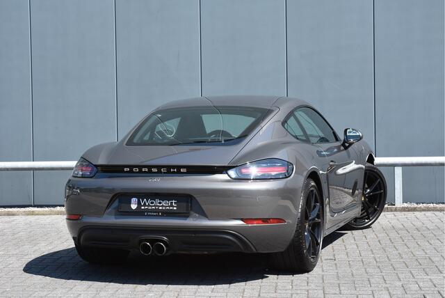 Porsche 718 Cayman 2.0