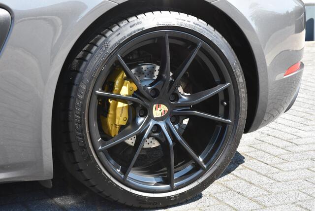 Porsche 718 Cayman 2.0