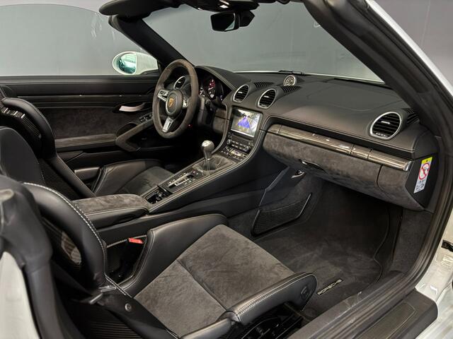 Porsche 718 Spyder 4.0 PCCB | Bose | Bucketseats