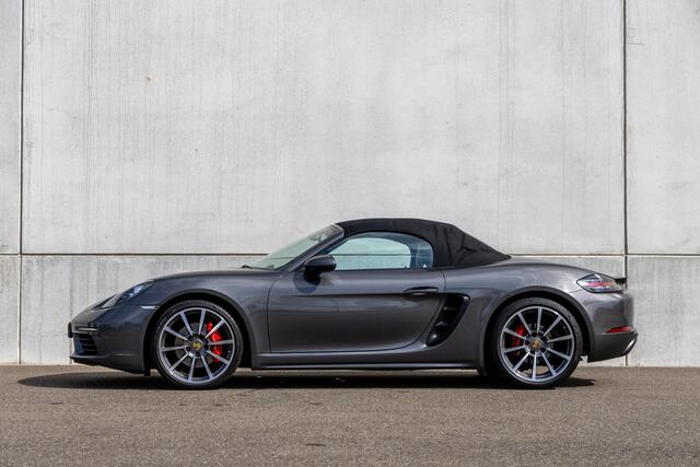 Porsche 718 Boxster S 2.5