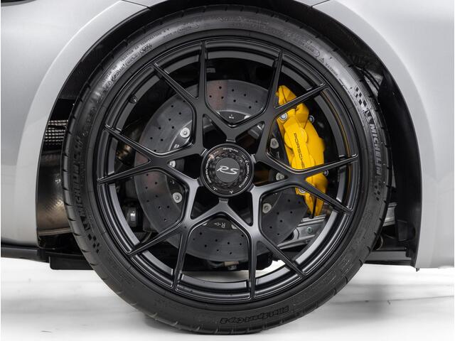 Porsche 718 GT4 Cayman RS