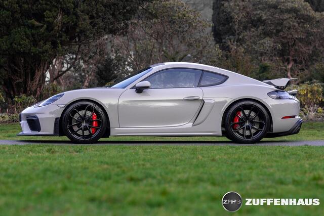 Porsche 718 GT4 4.0 Clubsport PPF Bose LED Leder dash