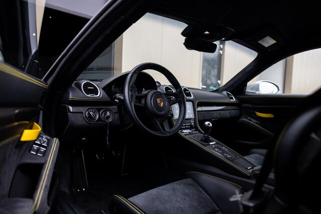 Porsche 718 GT4 Caymann