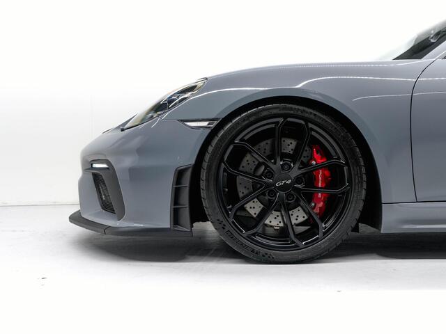 Porsche 718 GT4 Cayman