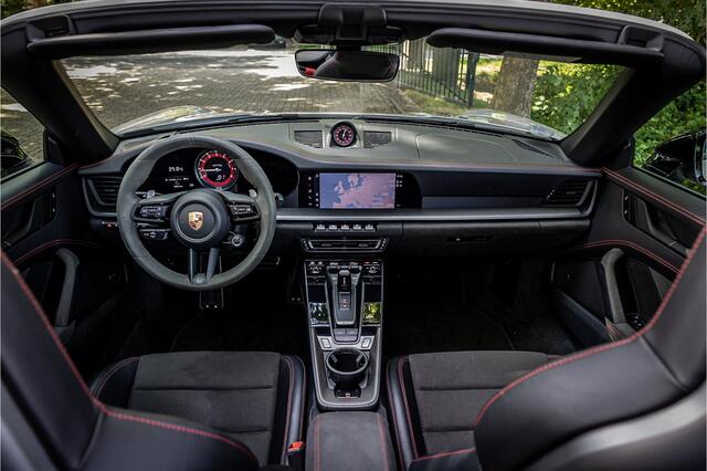 Porsche 911 Cabrio 3.0 Carrera GTS Carbon Sport Design Bose