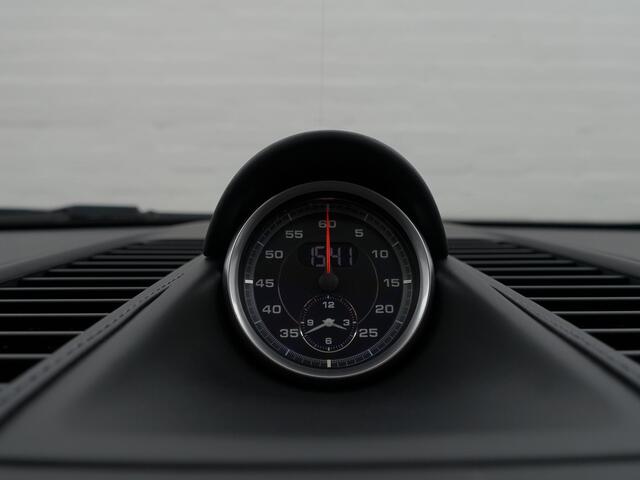 Porsche 911 3.0 Targa 4 GTS PDK 451pk Sport Chrono I PTS Oak green -Manufaktur I PDDC I Full