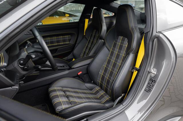 Porsche 911 4.0 GT3 Touring | PCCB | Noselift | handgeschakeld