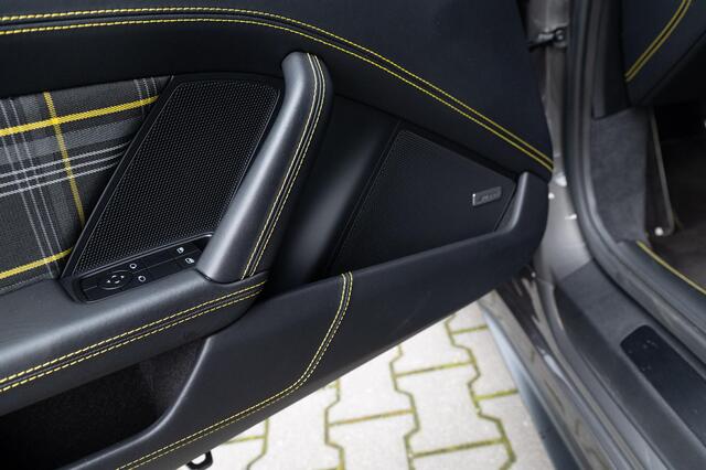 Porsche 911 4.0 GT3 Touring | PCCB | Noselift | handgeschakeld