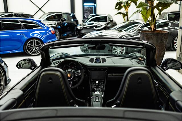 Porsche 911 Cabrio 3.0 Carrera 4S 420PK | ACC | Burmester | PDCC | Sportuitlaat | Achterasbesturing | Ventilatie | Sport Chrono | Memory | Stuurverwarming | Camera | 20" | Keyless | Alarm | Dealer OH.