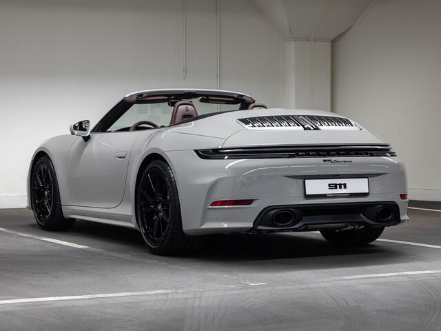 Porsche 911 Carrera Cabriolet