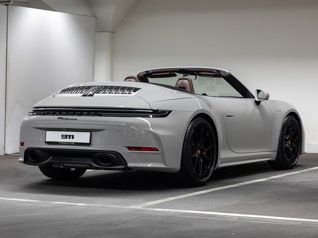 Porsche 911 Carrera Cabriolet