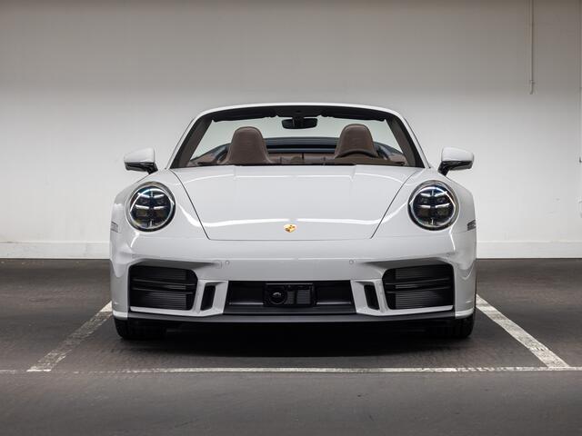 Porsche 911 Carrera Cabriolet