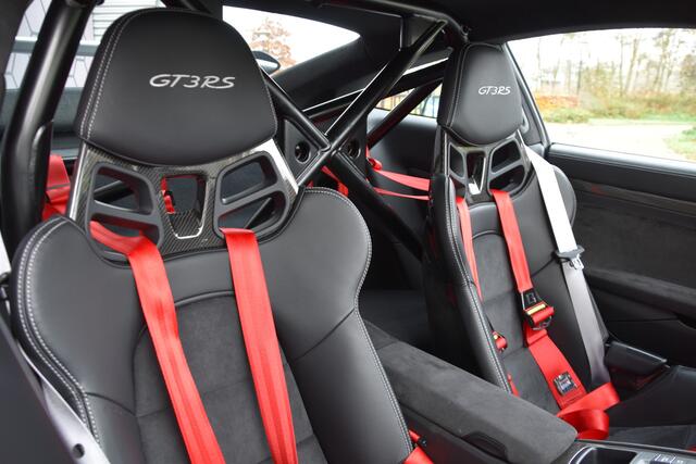 Porsche 911 GT3 RS 4.0 | KERAMISCH | LIFTING | CARBON SEATS | GT-SILVER+PPF | CLUBSPORT | CARBON KUIPSTOEL | 90L TANK | CRUISE CONTROL | SOUND PACKAGE PLUS | 2x 6-PUNTSGORDEL | PDLS BLACK | ETC.