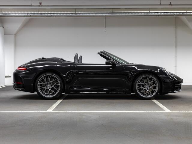 Porsche 911 Carrera Cabriolet