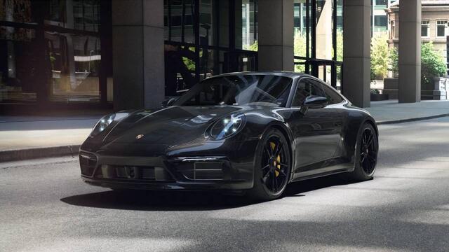 Porsche 911 Carrera 4 GTS