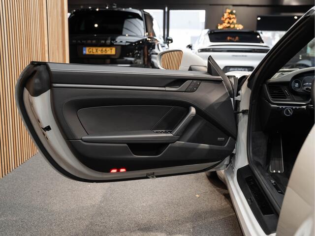 Porsche 911 992 Carrera GTS Cabrio Volleder Bose Surround 911 3.0 Carrera GTS Surround