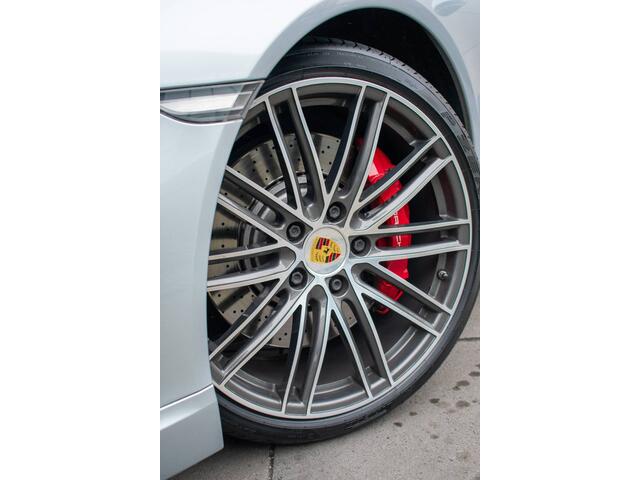 Porsche 911 Cabrio 3.8 Turbo Achterassturing - Carbon int. - 20"