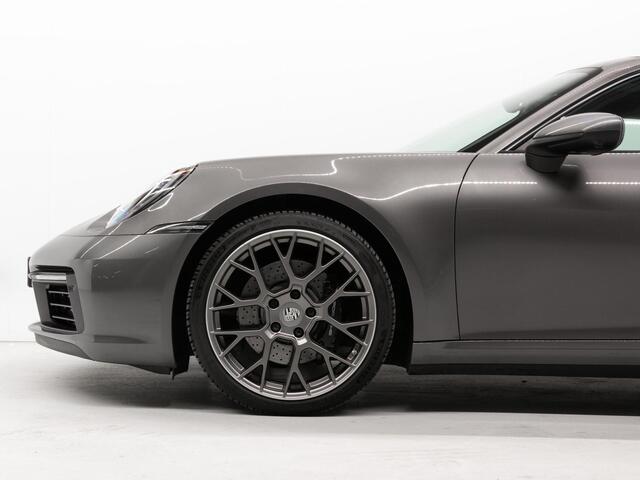 Porsche 911 Carrera 4S