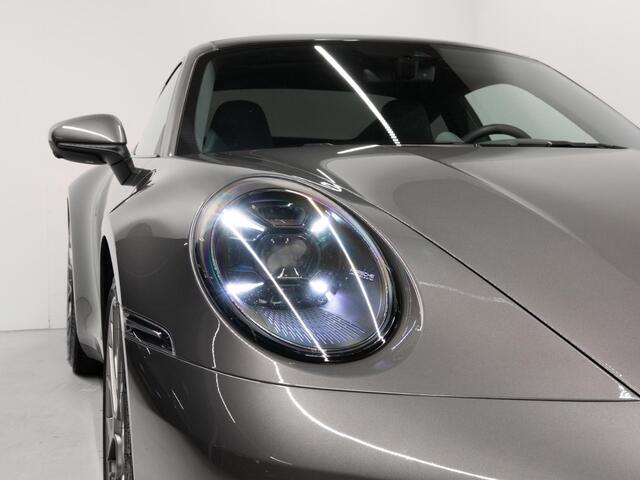 Porsche 911 Carrera 4S