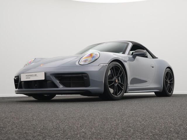 Porsche 911 Carrera 4 GTS Cabriolet