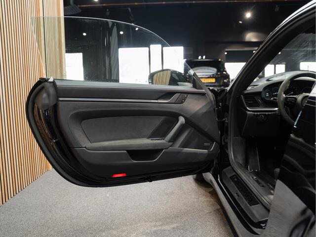 Porsche 911 992 Carrera 4 GTS Pano Bose Sportuitlaat 911 3.0 Carrera 4 GTS Alcantara ACC