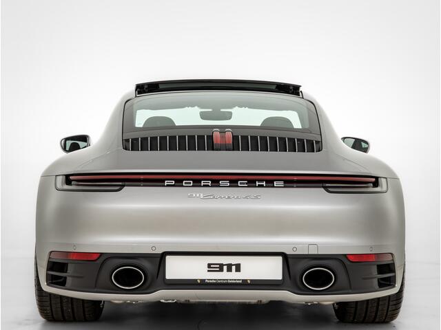 Porsche 911 Carrera 4S