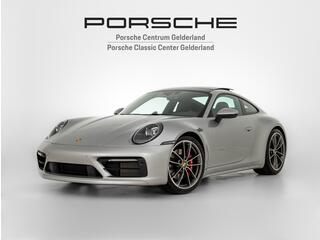 porsche-911-carrera-4s
